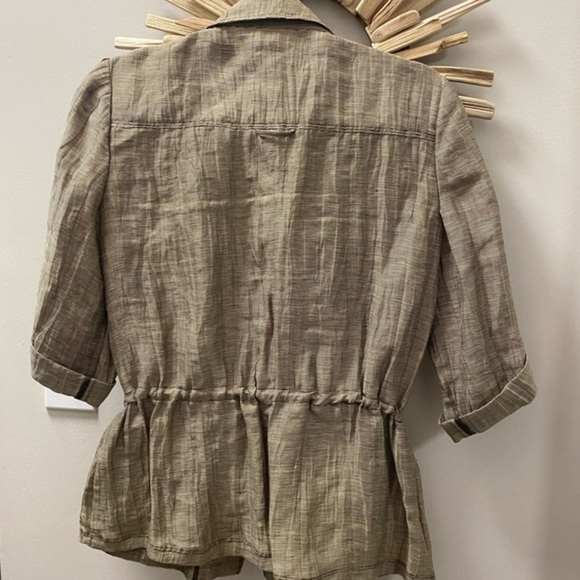 Chico’s Taupe Winched Waist Lightweight Jacket. - Picture 7 of 13